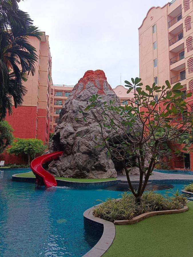 Seven Seas Condo Resort Beautiful Location Jomtien Beach Dış mekan fotoğraf