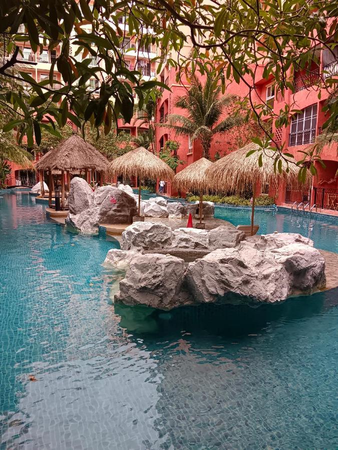 Seven Seas Condo Resort Beautiful Location Jomtien Beach Dış mekan fotoğraf