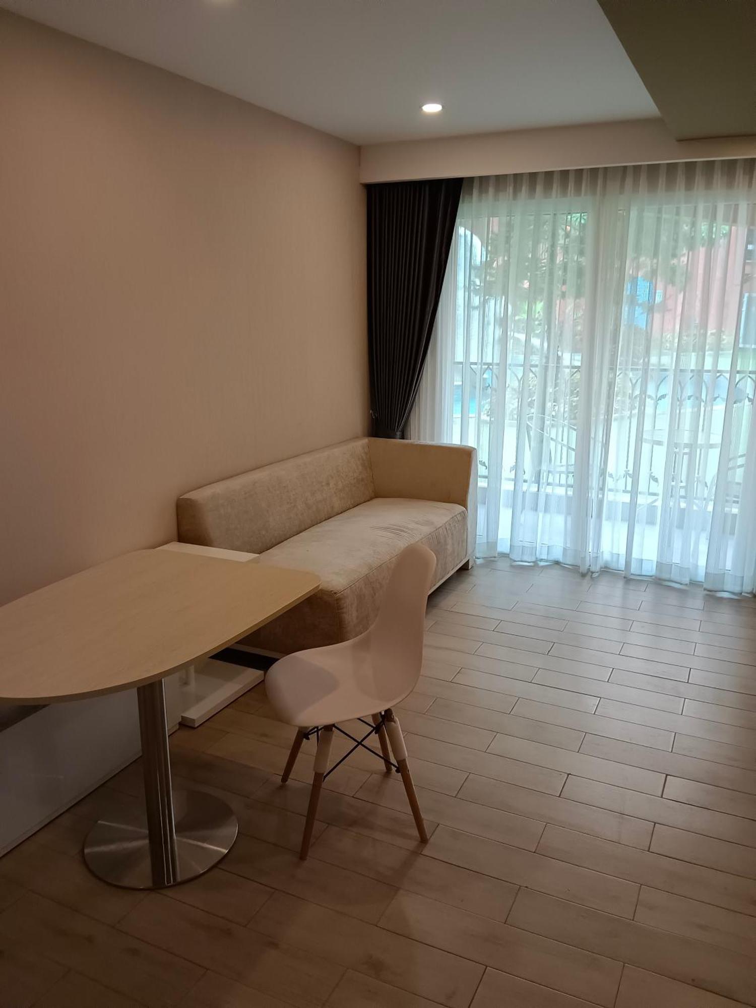 Seven Seas Condo Resort Beautiful Location Jomtien Beach Dış mekan fotoğraf