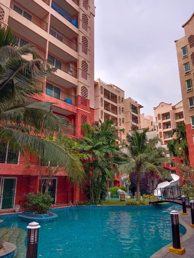 Seven Seas Condo Resort Beautiful Location Jomtien Beach Dış mekan fotoğraf