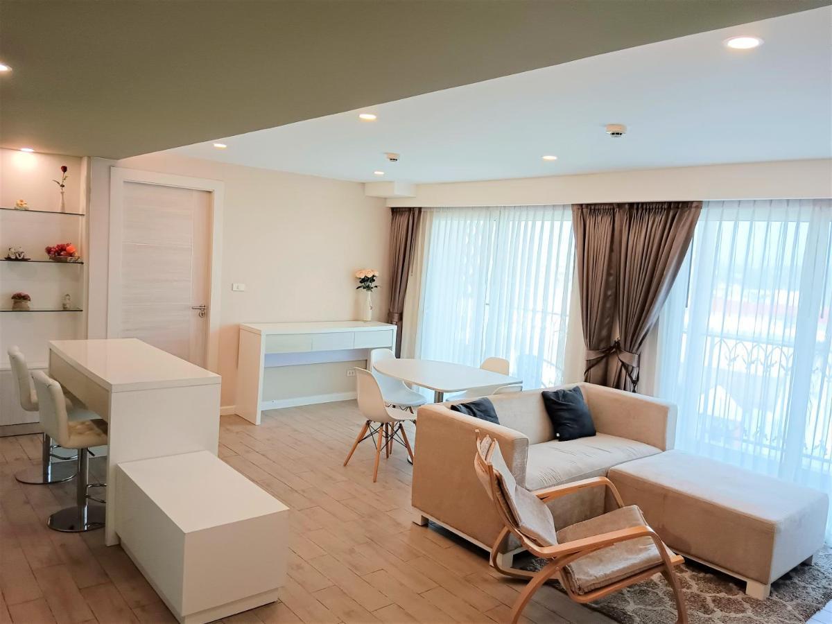 Seven Seas Condo Resort Beautiful Location Jomtien Beach Dış mekan fotoğraf