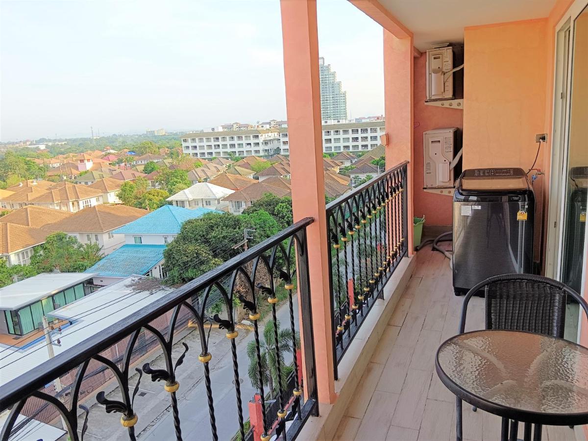 Seven Seas Condo Resort Beautiful Location Jomtien Beach Dış mekan fotoğraf