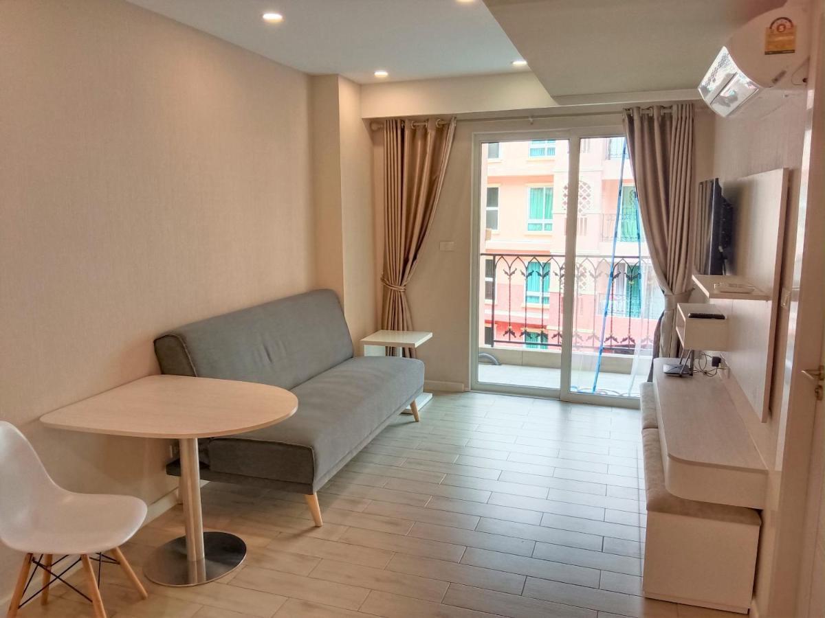 Seven Seas Condo Resort Beautiful Location Jomtien Beach Dış mekan fotoğraf