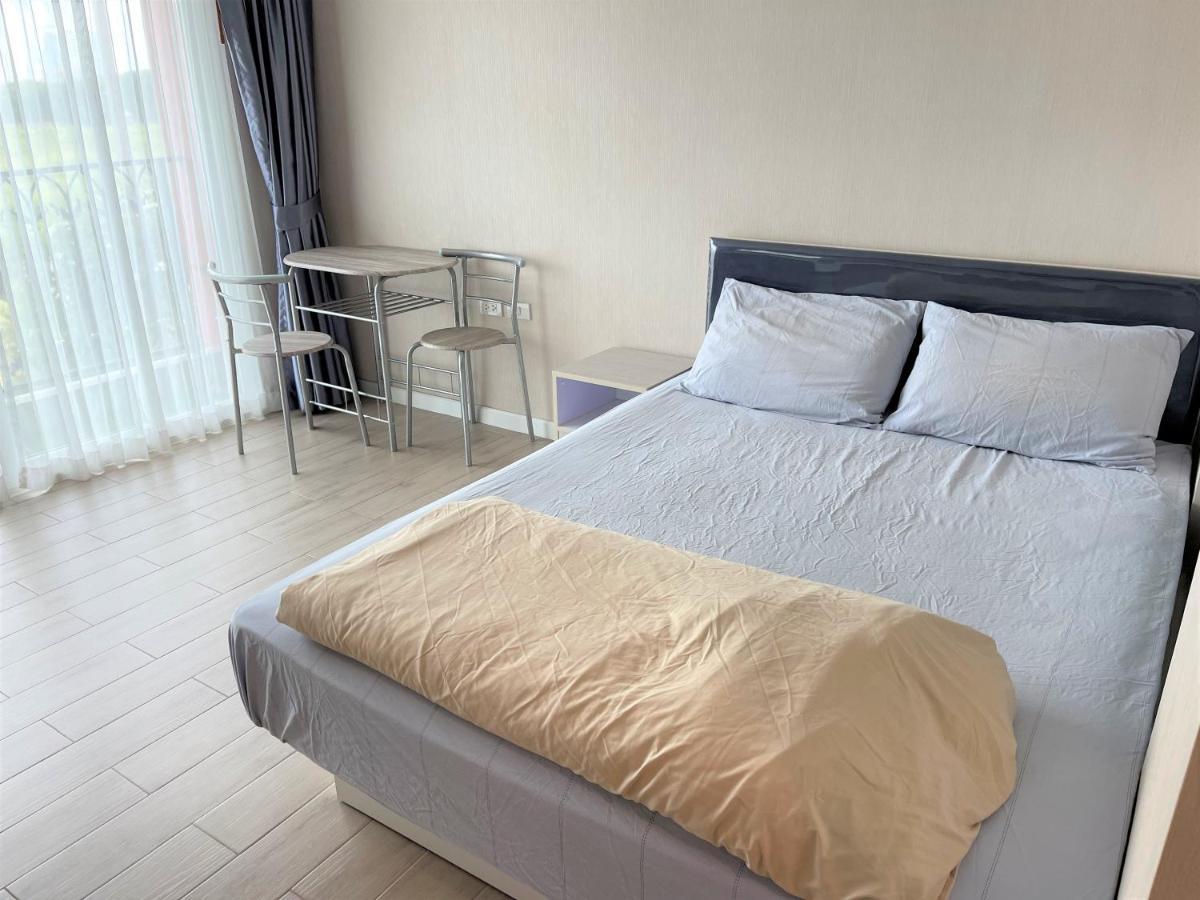 Seven Seas Condo Resort Beautiful Location Jomtien Beach Dış mekan fotoğraf